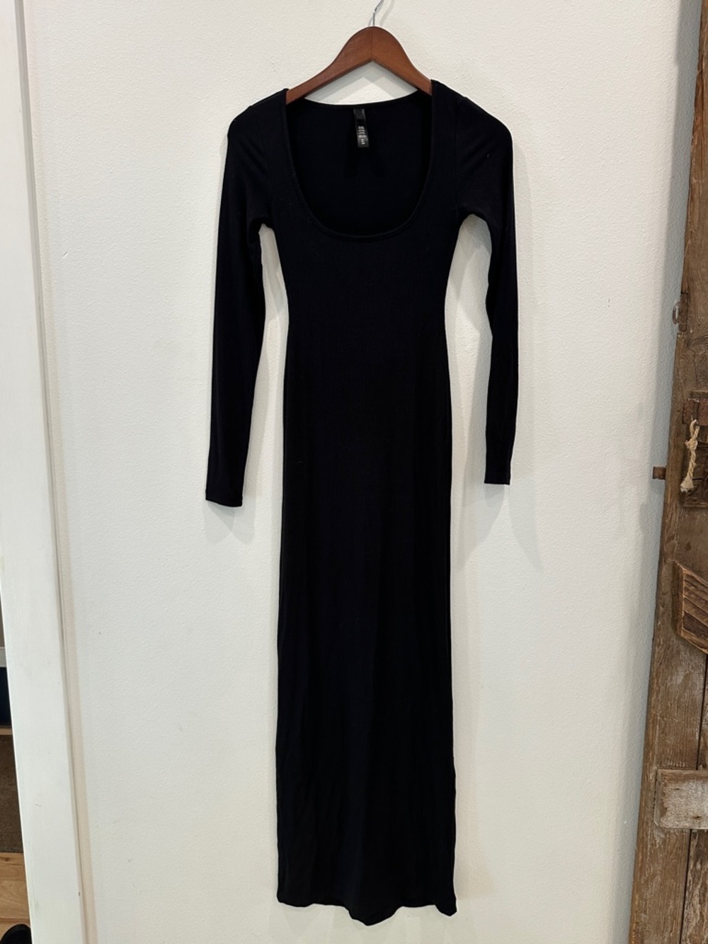 SKIMS Onyx Black Soft Lounge Long Sleeve Dress size Small - Picture 2 of 5